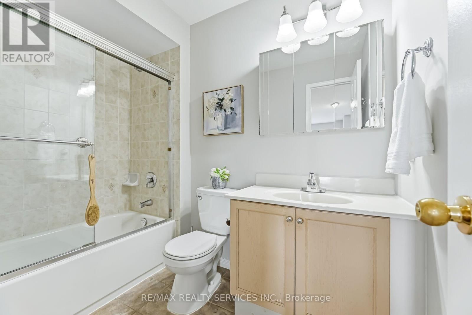 20 MOSSGROVE CRESCENT Image 26