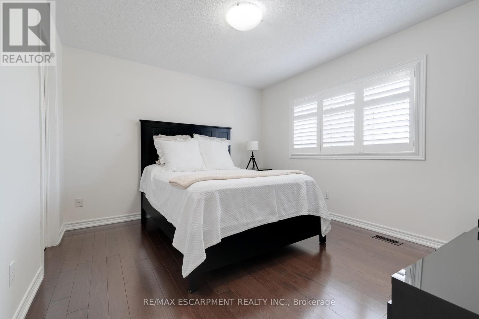 3133 HIRAM TERRACE Image 16