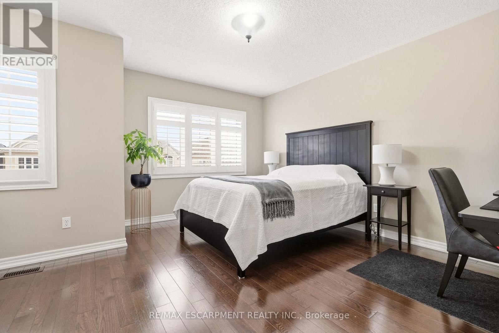 3133 HIRAM TERRACE Image 18