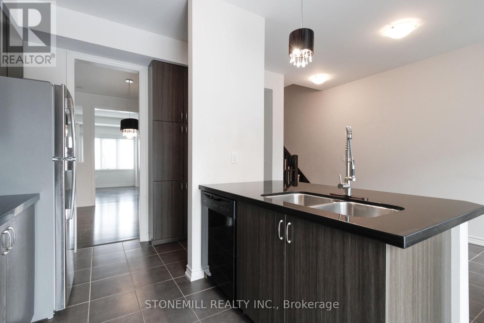 5 - 3130 BOXFORD CRESCENT Image 18