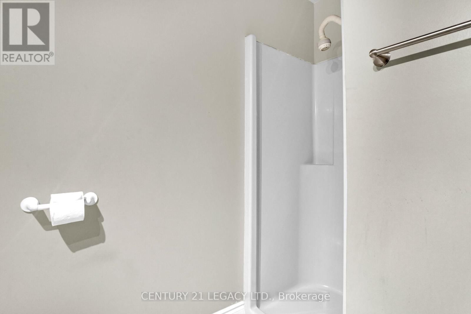 8182 HORNBY ROAD Image 15