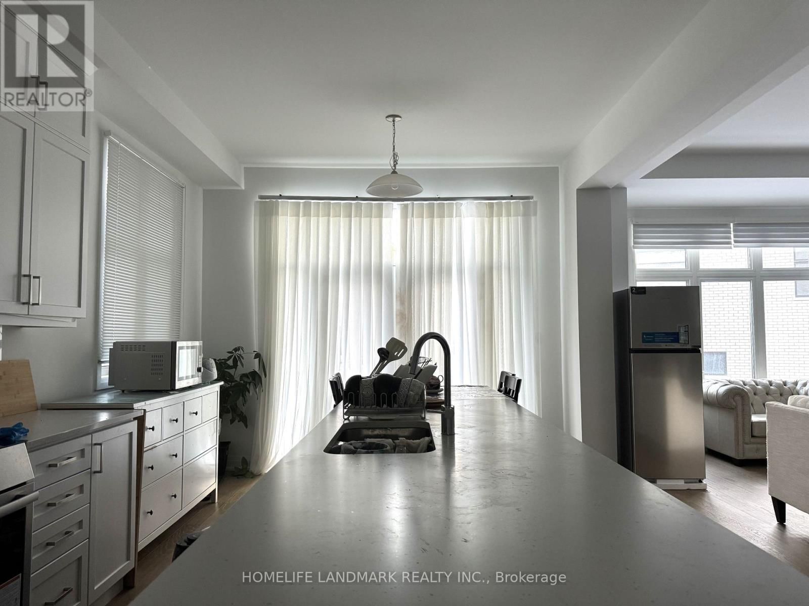 RM1 - 3036 WILLIAM CUTMORE BOULEVARD Image 10