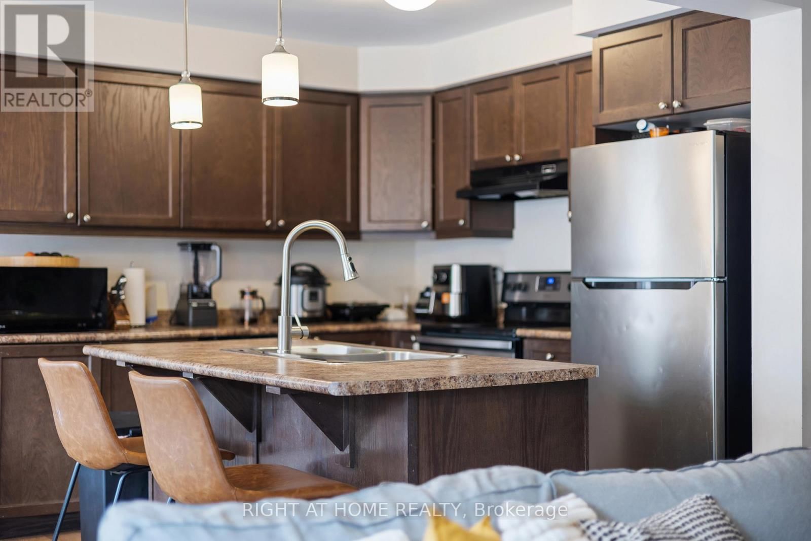 1550 GAINER CRESCENT Image 18