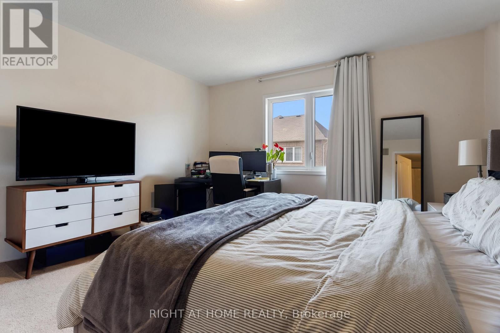 1550 GAINER CRESCENT Image 31