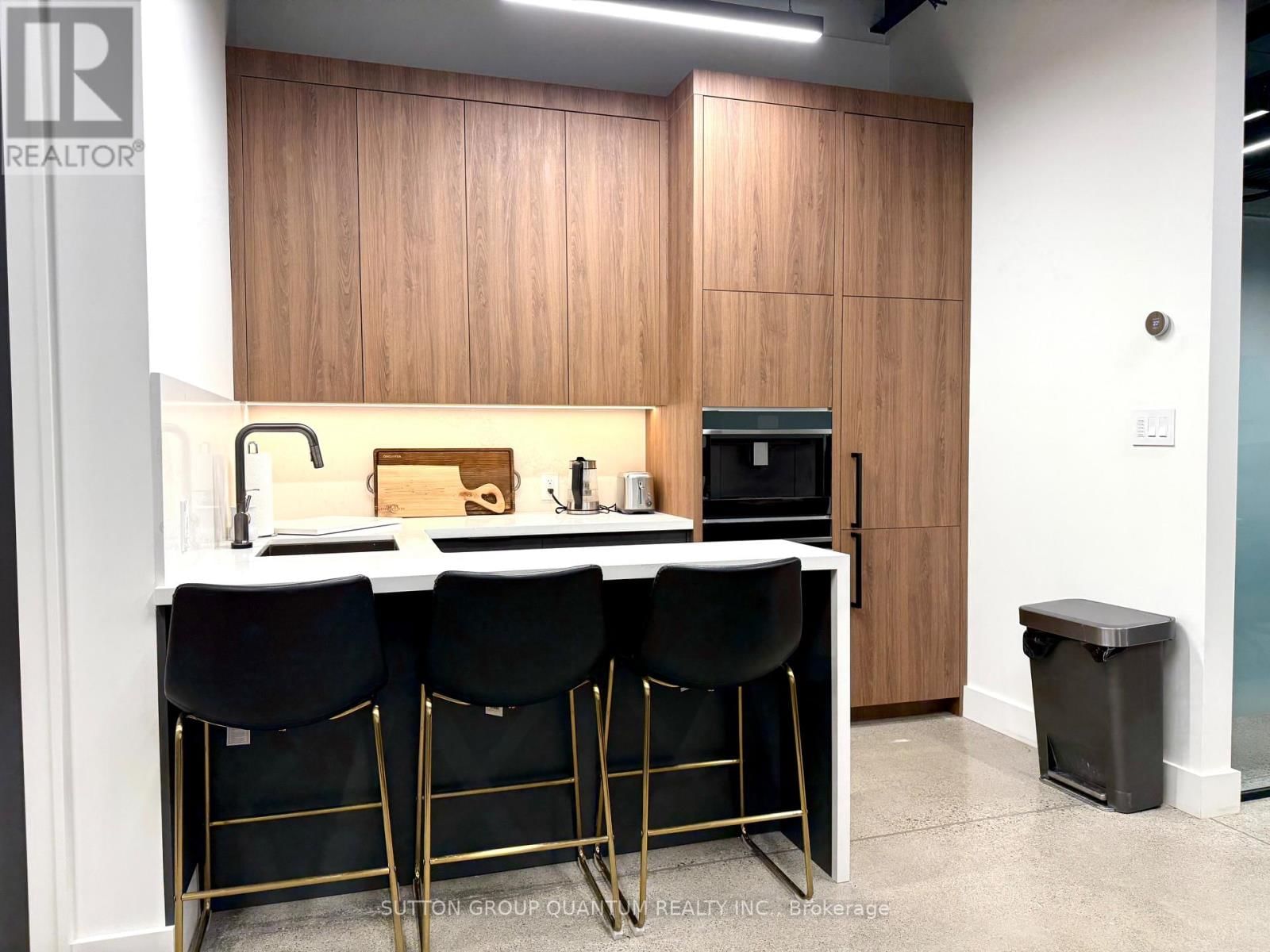 107 - 3485 REBECCA STREET Image 10