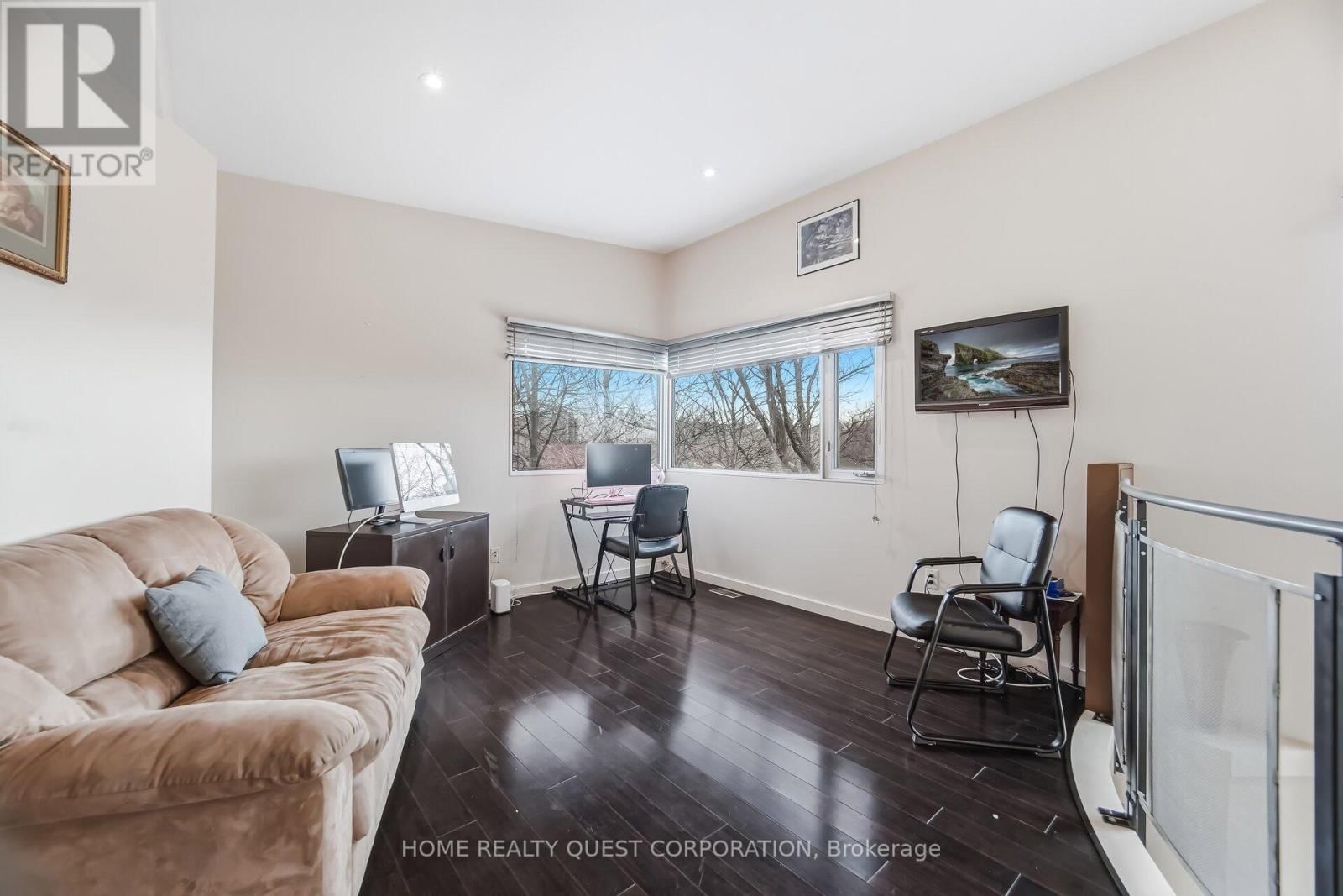 186 WYNDHAM STREET Image 23