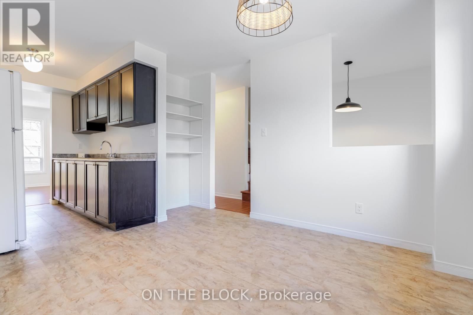 47 CARLETON PLACE Image 16