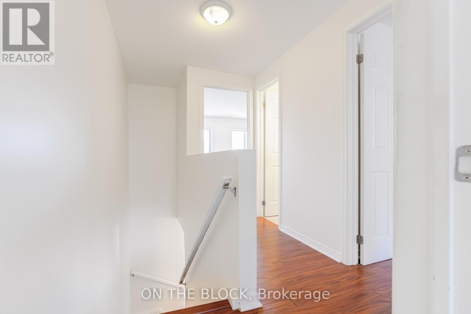 47 CARLETON PLACE Image 19