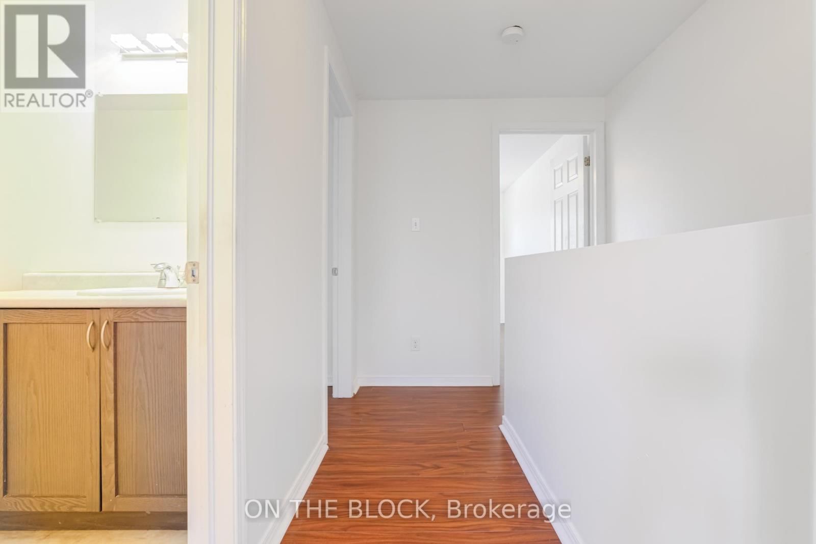 47 CARLETON PLACE Image 20