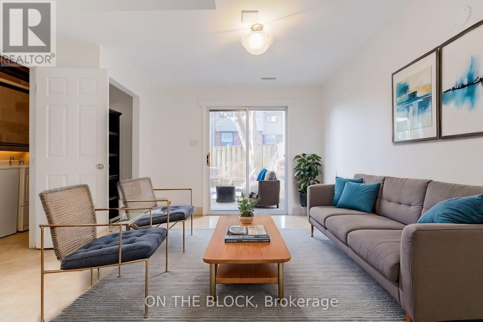 47 CARLETON PLACE Image 33