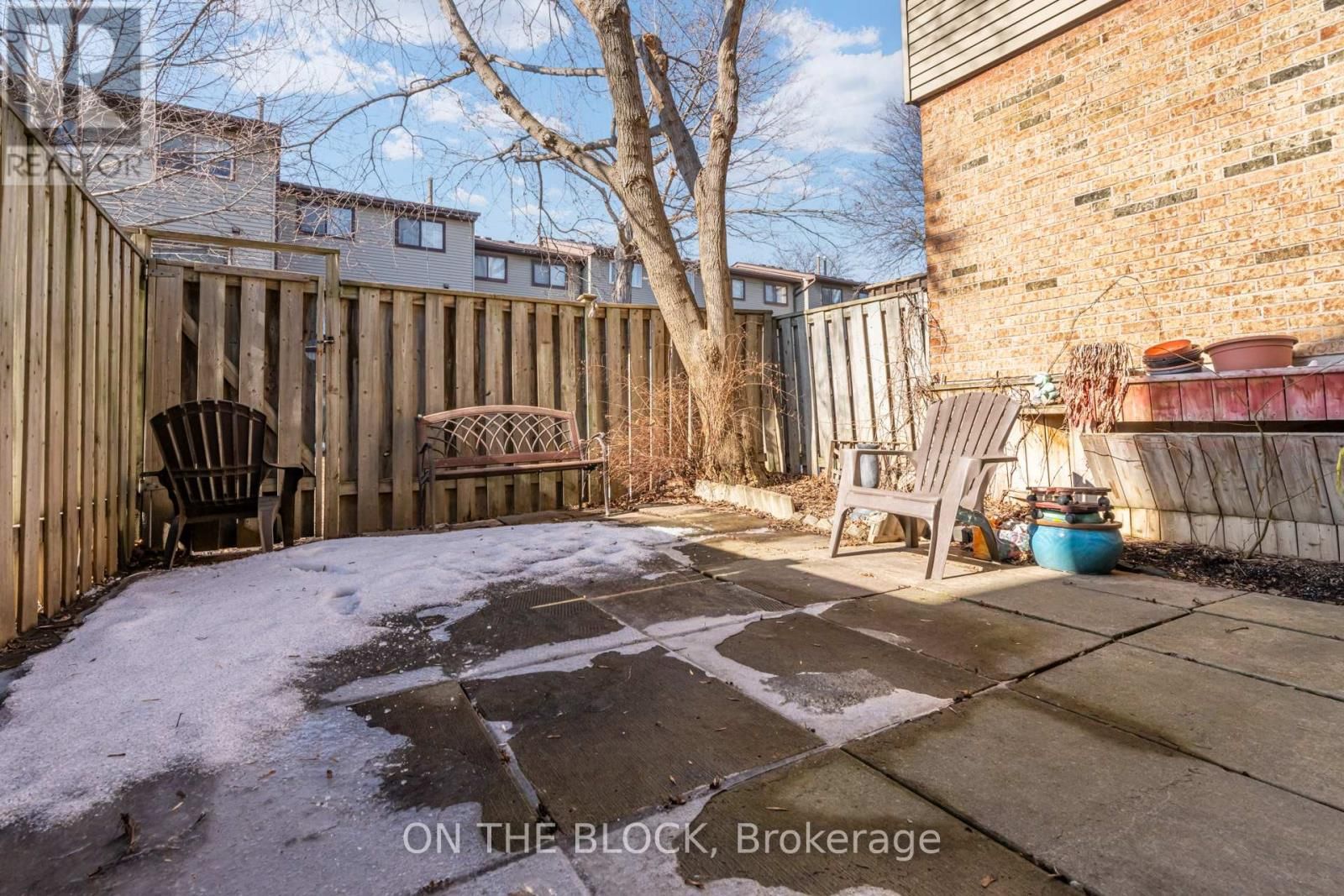 47 CARLETON PLACE Image 42