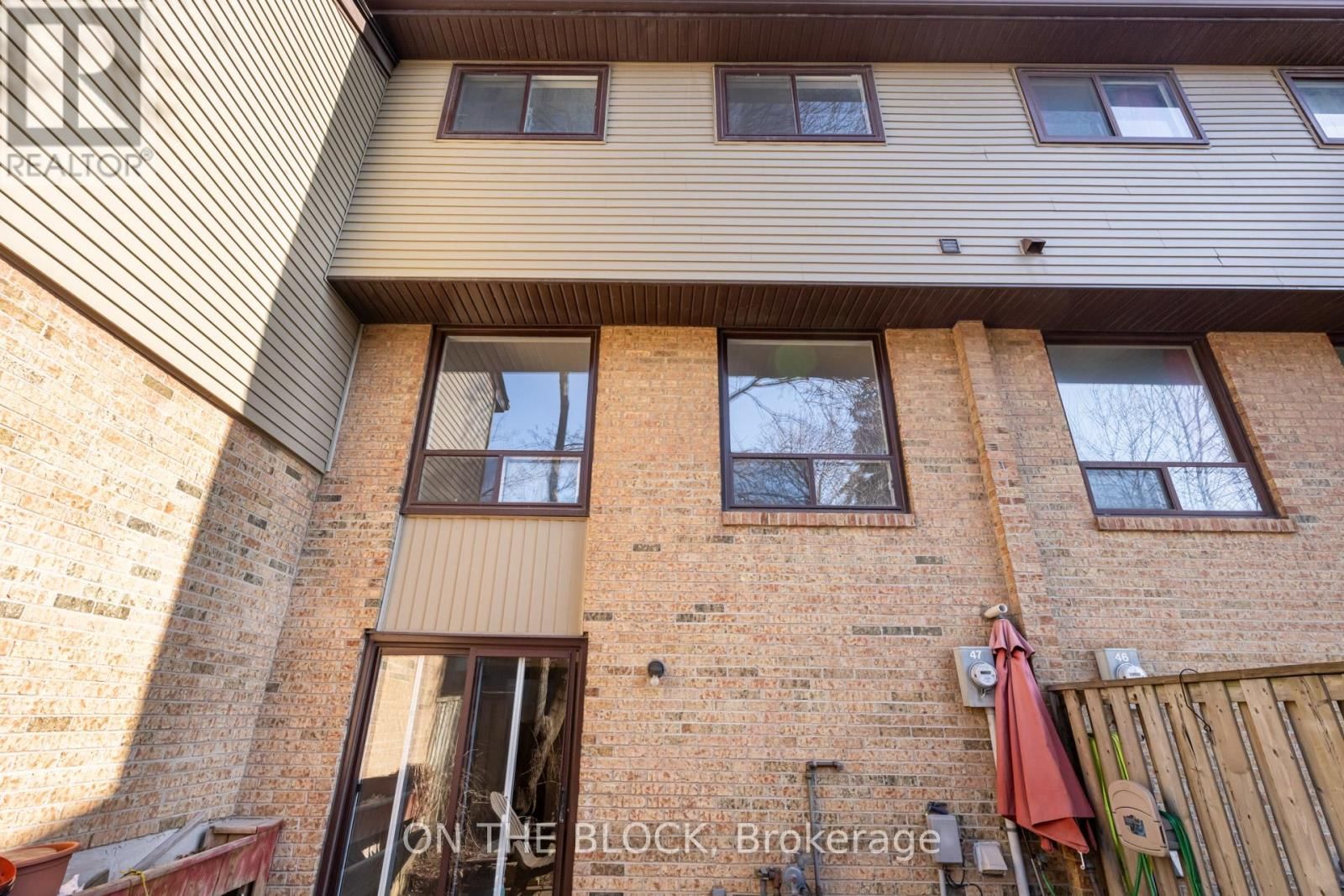 47 CARLETON PLACE Image 44