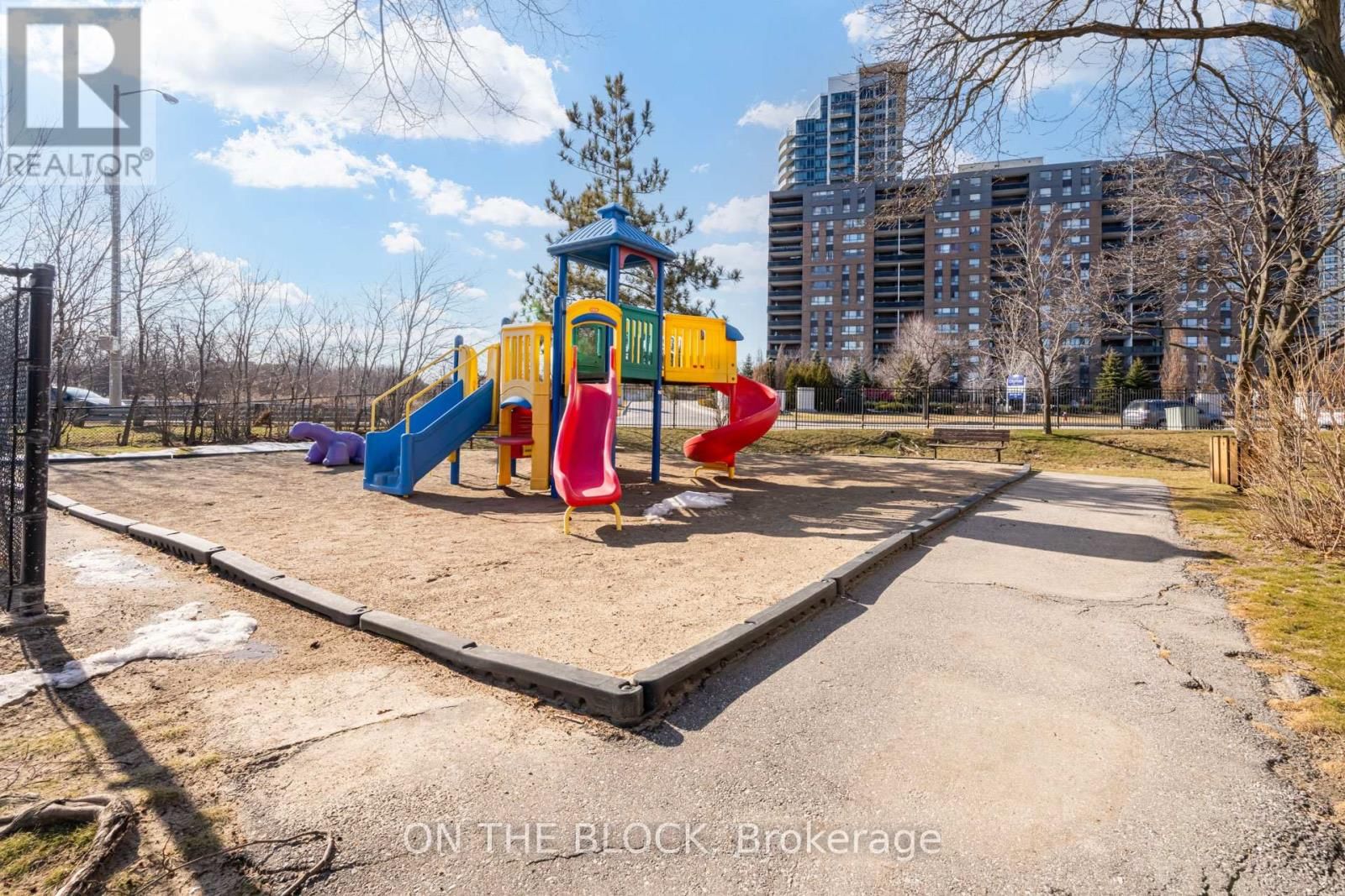 47 CARLETON PLACE Image 47