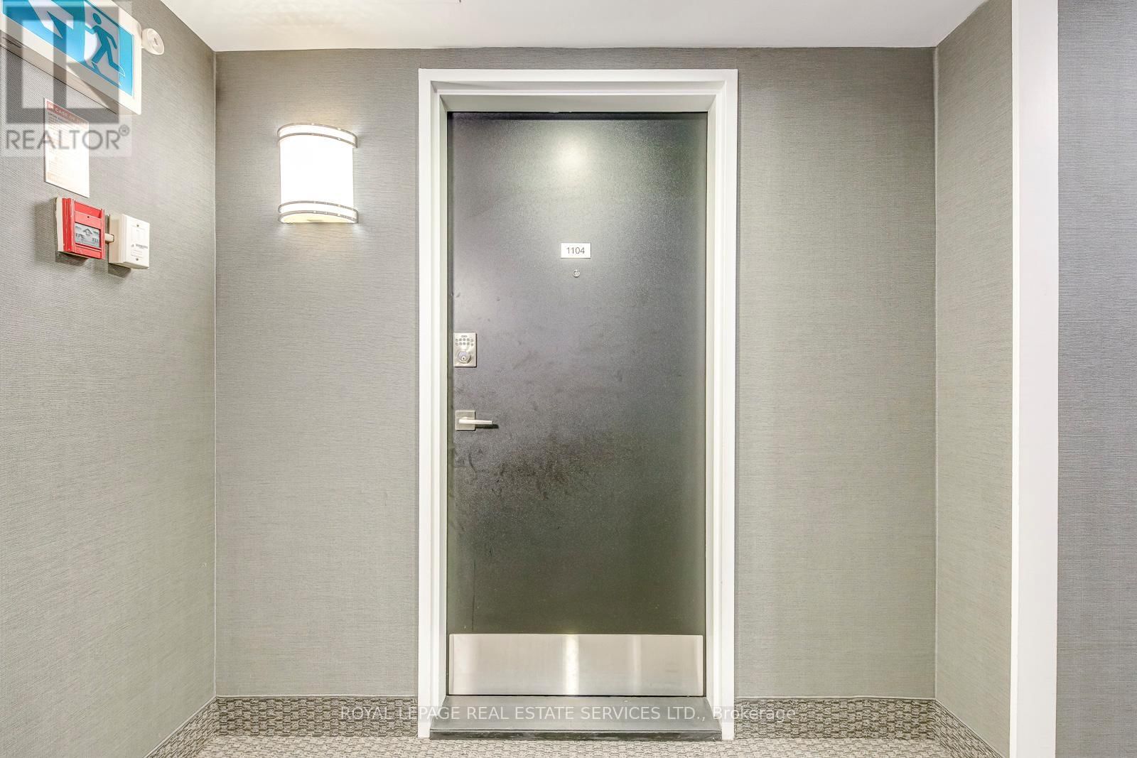 1104 - 965 INVERHOUSE DRIVE Image 6