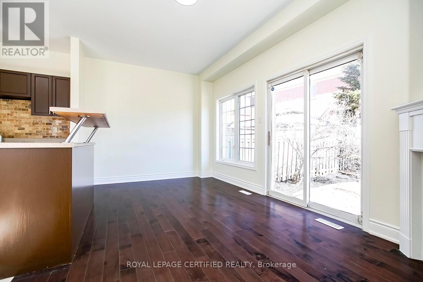 6545 SONG BIRD CRESCENT Image 15