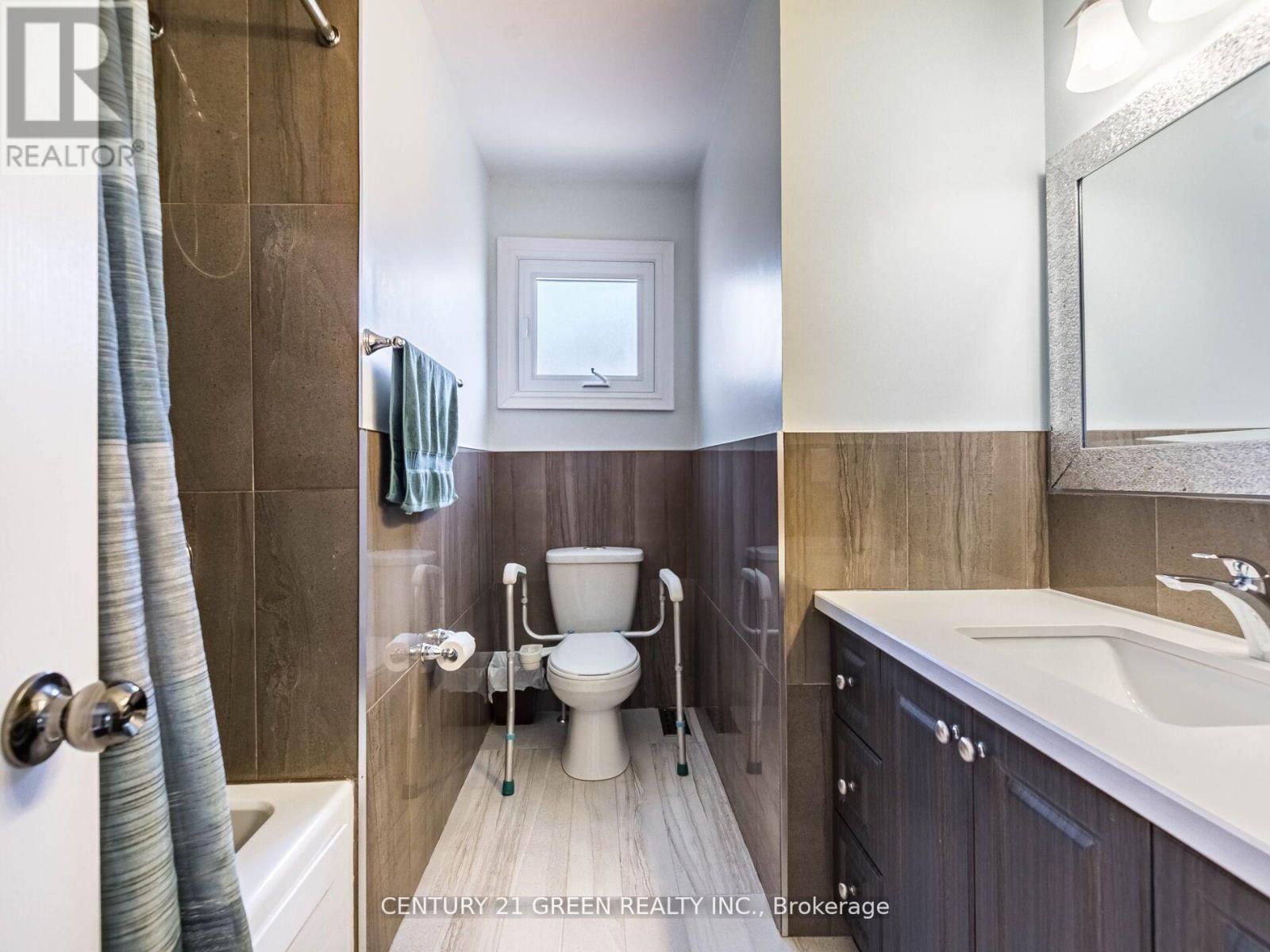 Main - 23 MAJOR WILLIAM SHARPE DRIVE Image 23