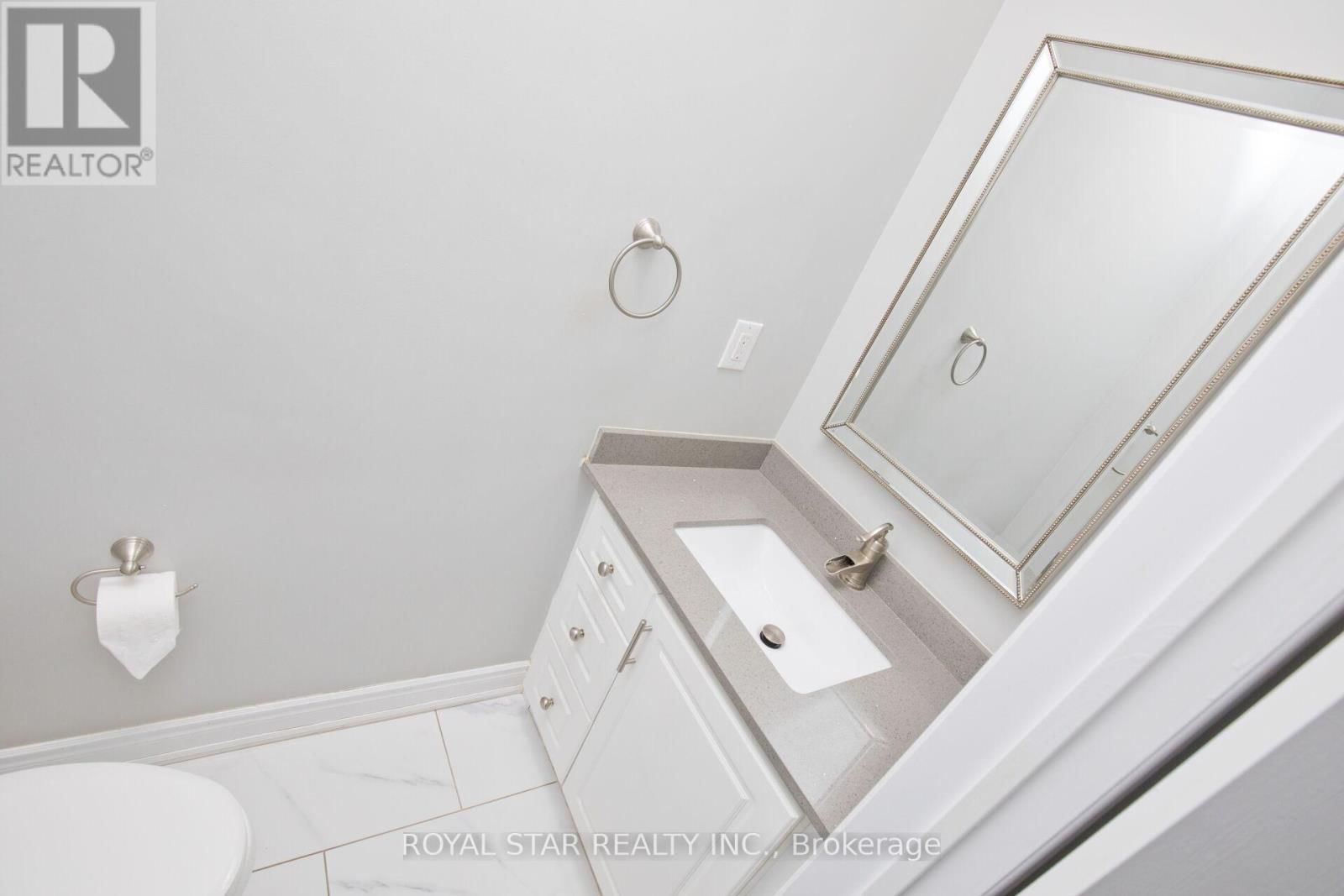 51 CAPE DORSET CRESCENT Image 18