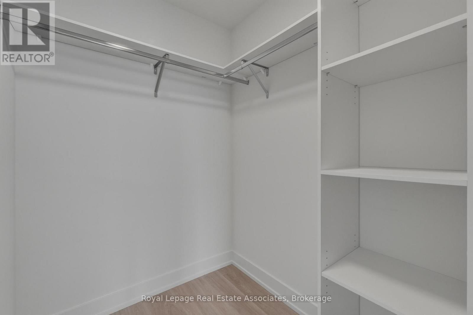 901 - 25 CORDOVA AVENUE Image 10