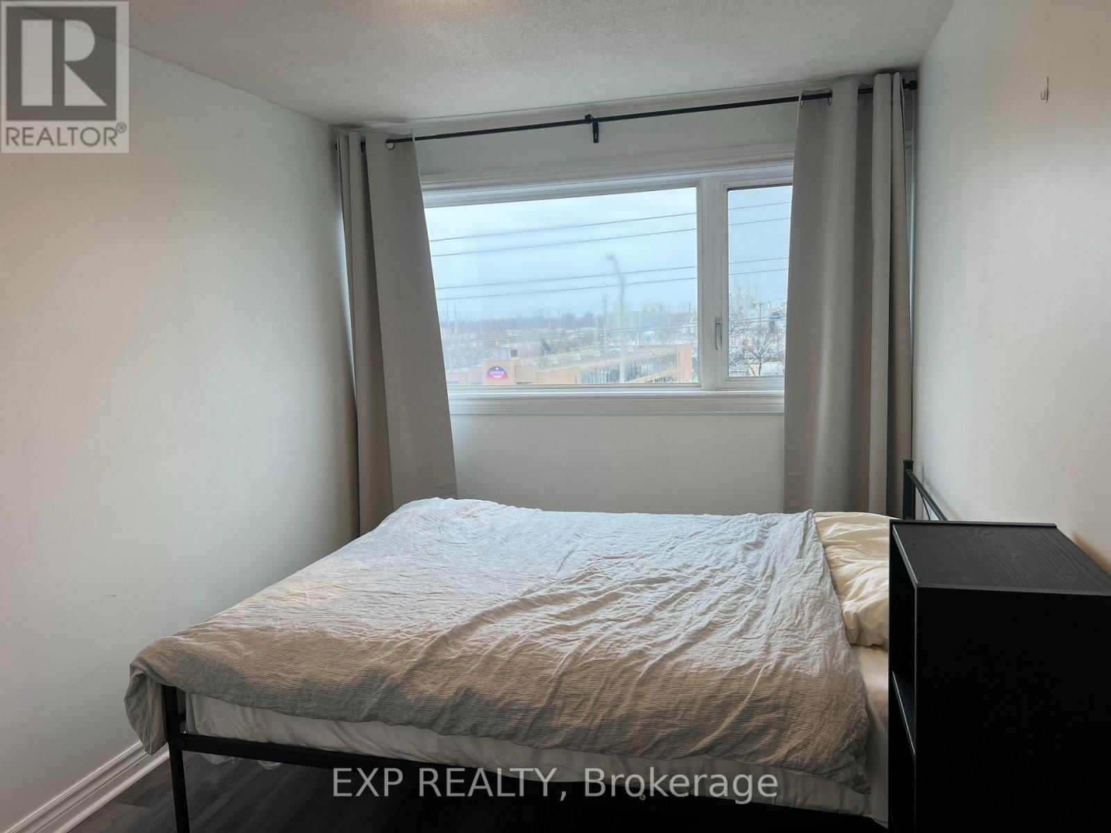 103 - 3040 CONSTITUTION BOULEVARD Image 21