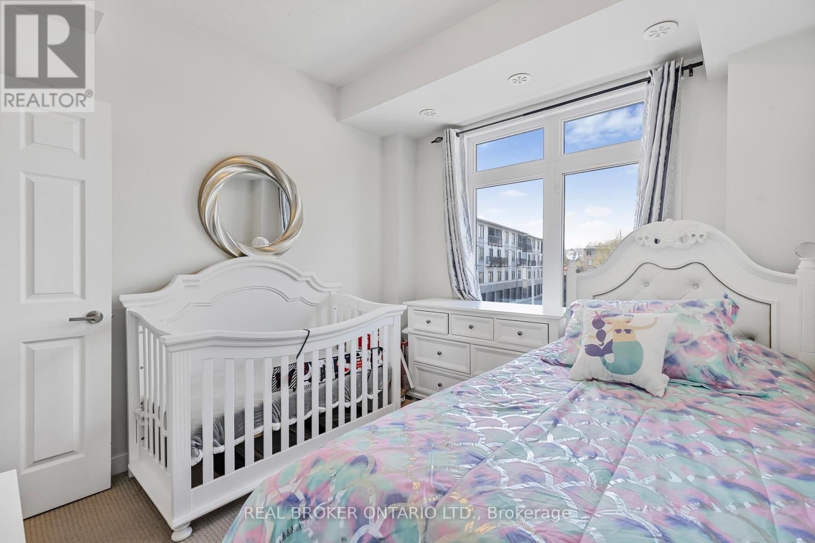 21 - 630 ROGERS ROAD Image 9