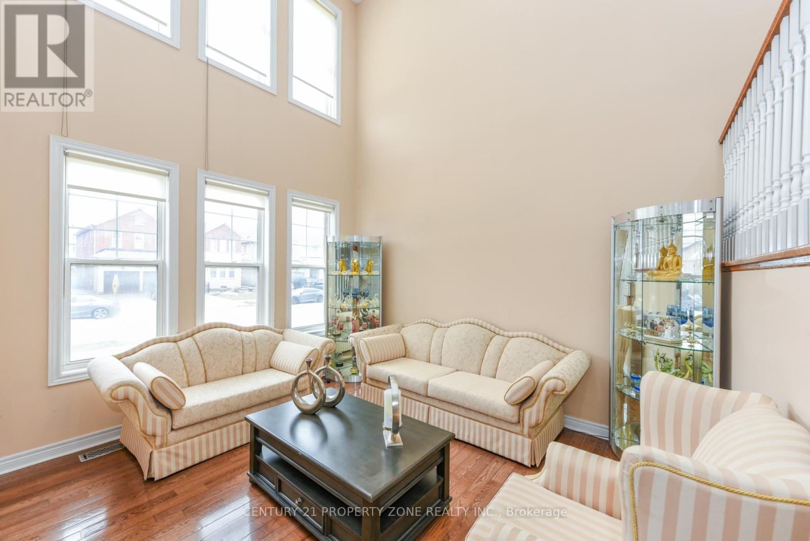 24 JACKSONVILLE DRIVE Image 3