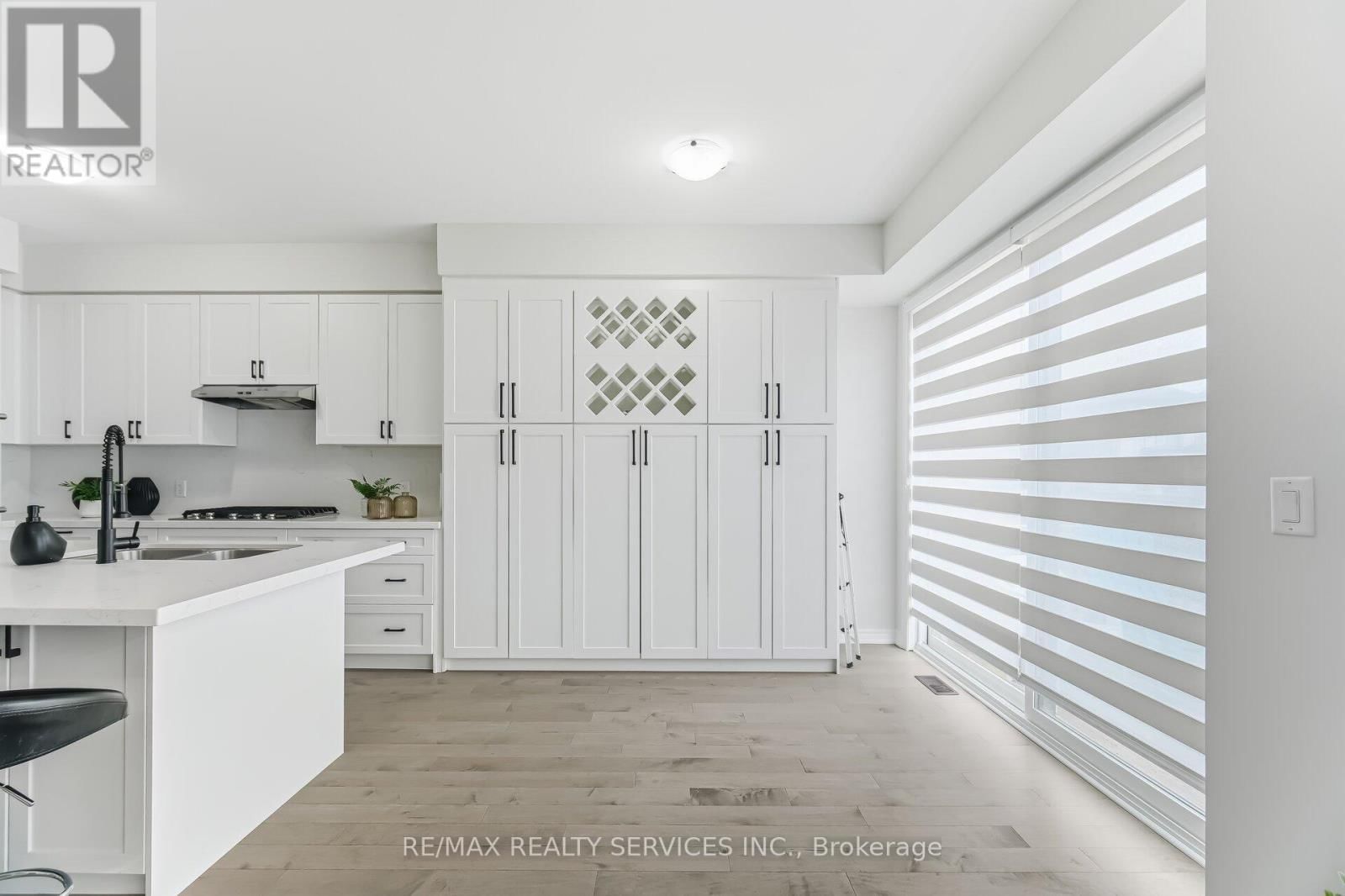 35 DEL GRAPPA STREET Image 13