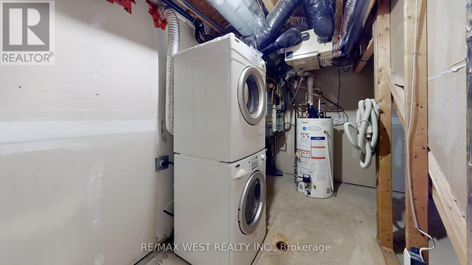 36 FINNEY TERRACE Image 38