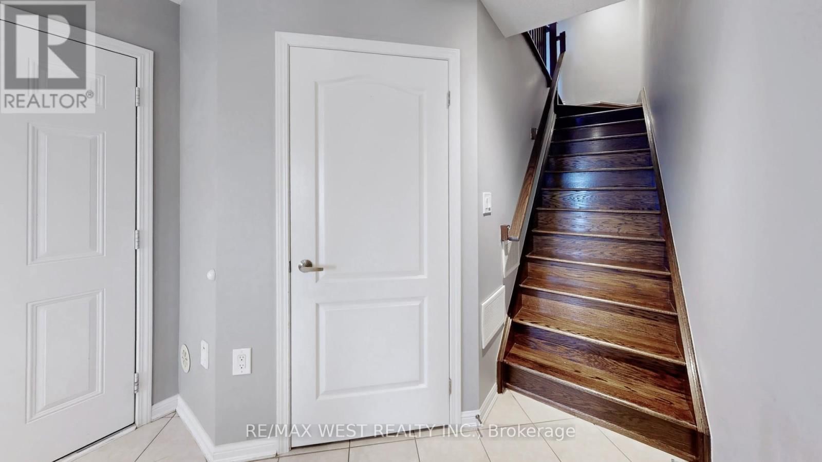 36 FINNEY TERRACE Image 6