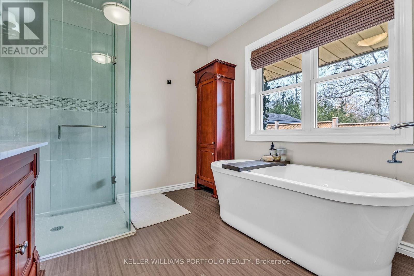 1123 LAKESHORE ROAD EAST Image 26