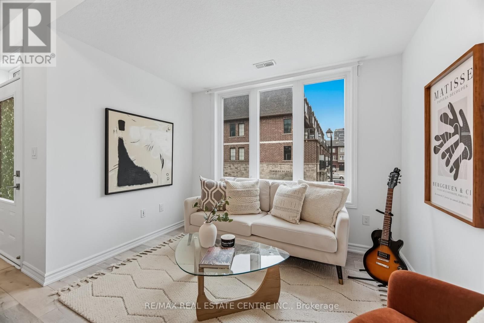 133 - 445 ONTARIO STREET SOUTH Image 15