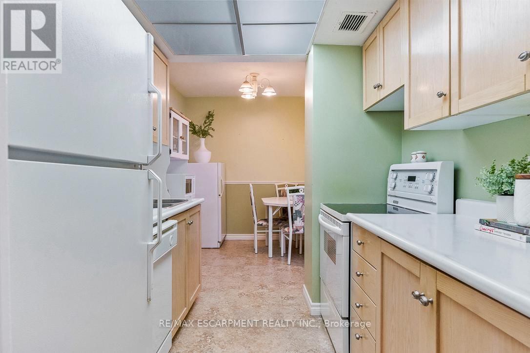 1905 - 1333 BLOOR STREET Image 9