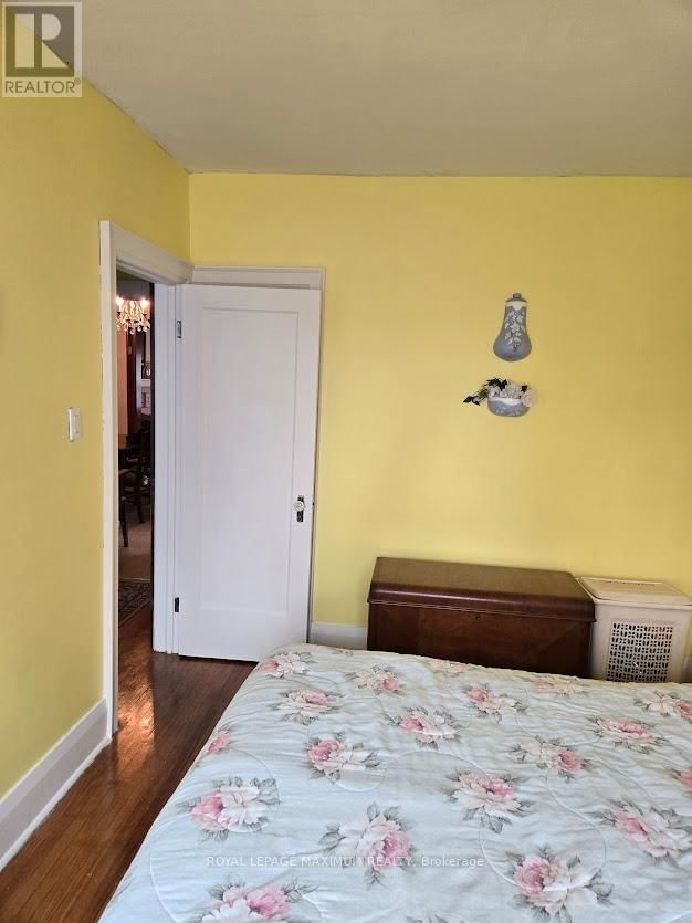 26 LANDOUR AVENUE Image 13