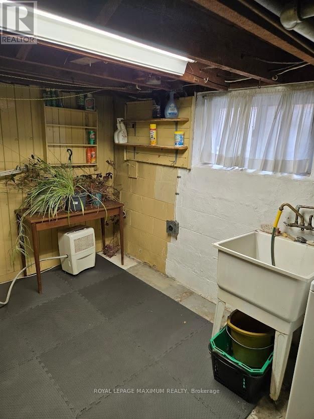 26 LANDOUR AVENUE Image 16