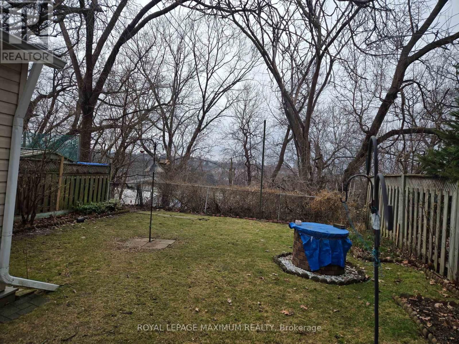 26 LANDOUR AVENUE Image 23