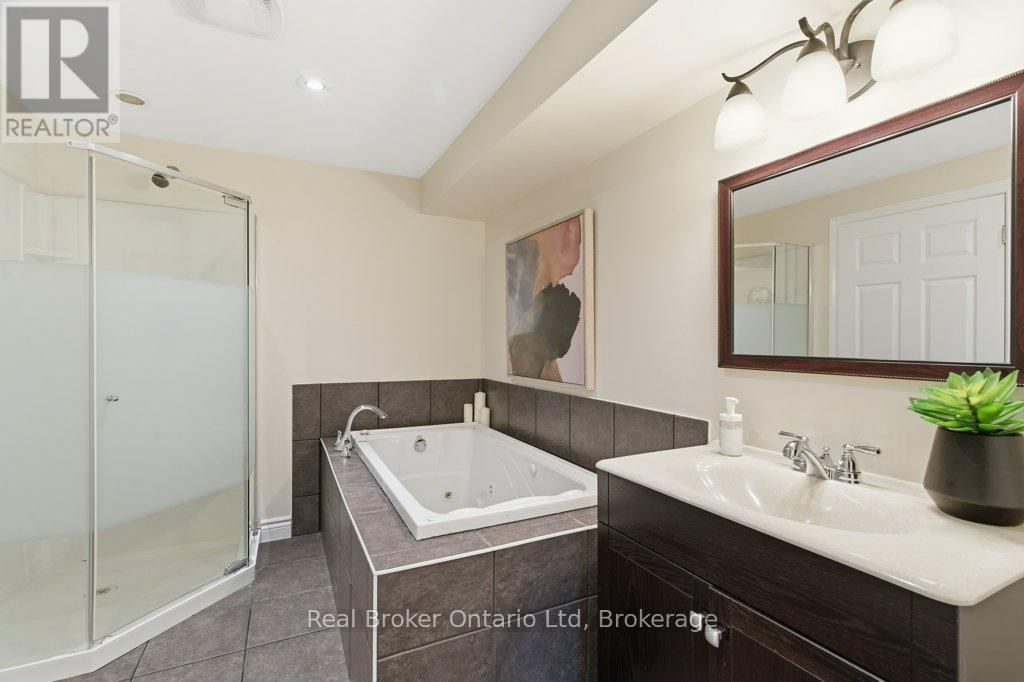 1518 FISHER AVENUE Image 33