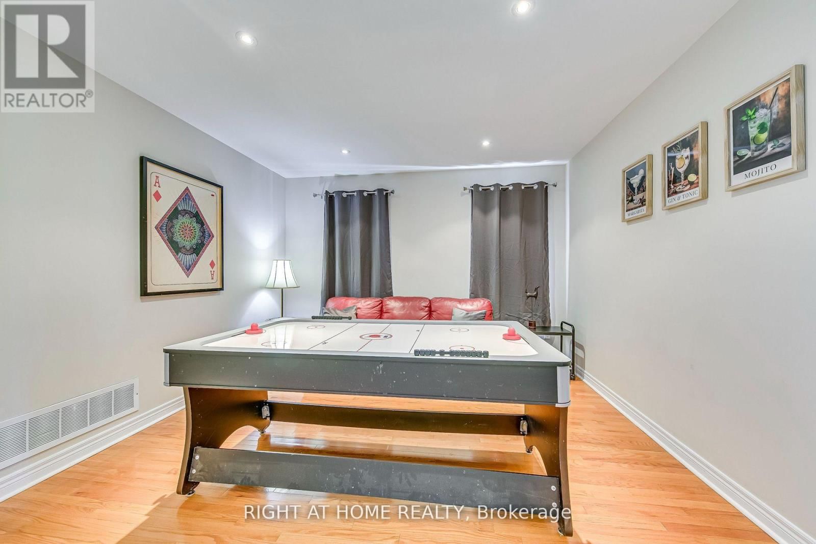 814 BRASS WINDS PLACE Image 11