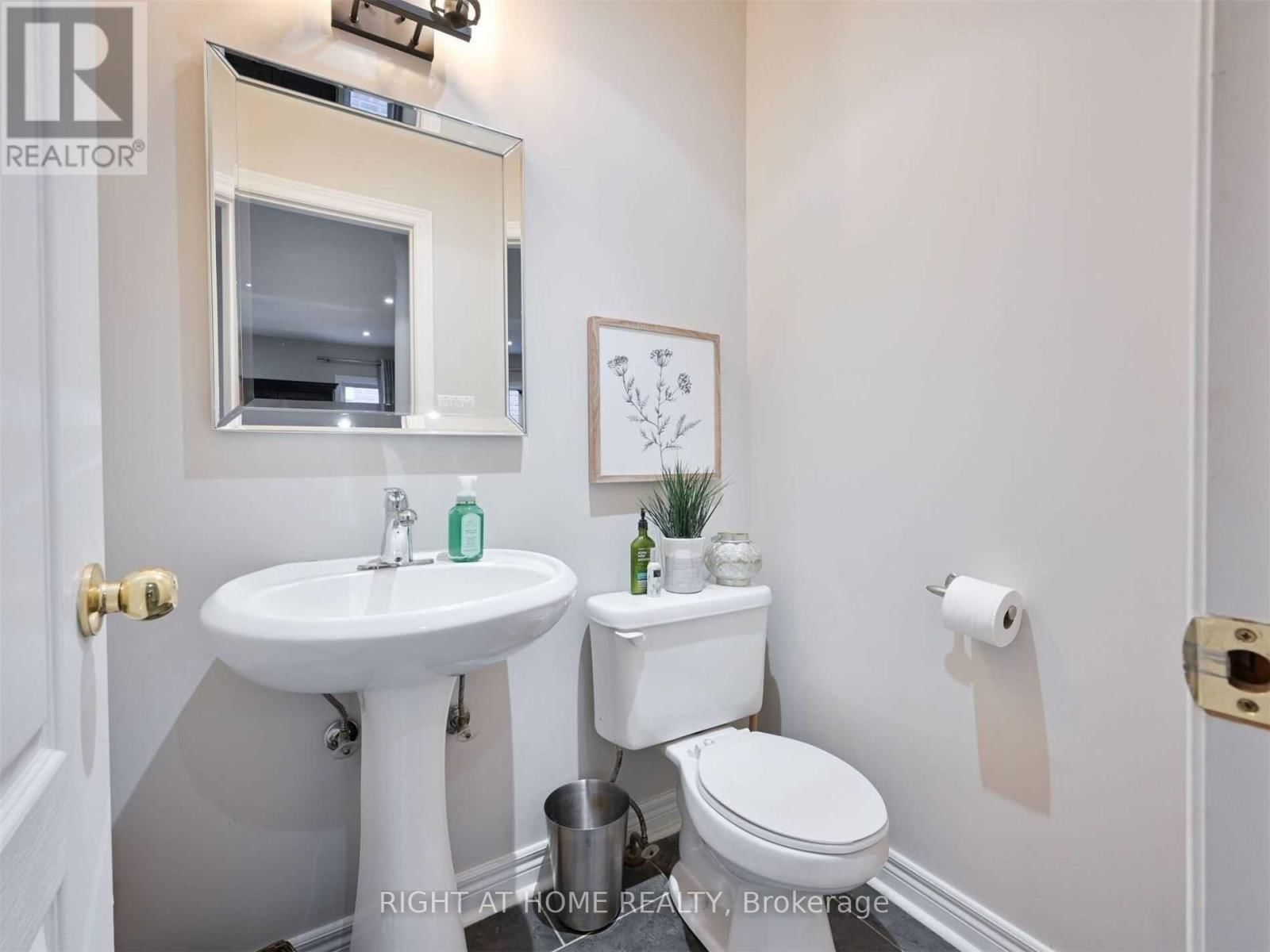 814 BRASS WINDS PLACE Image 16