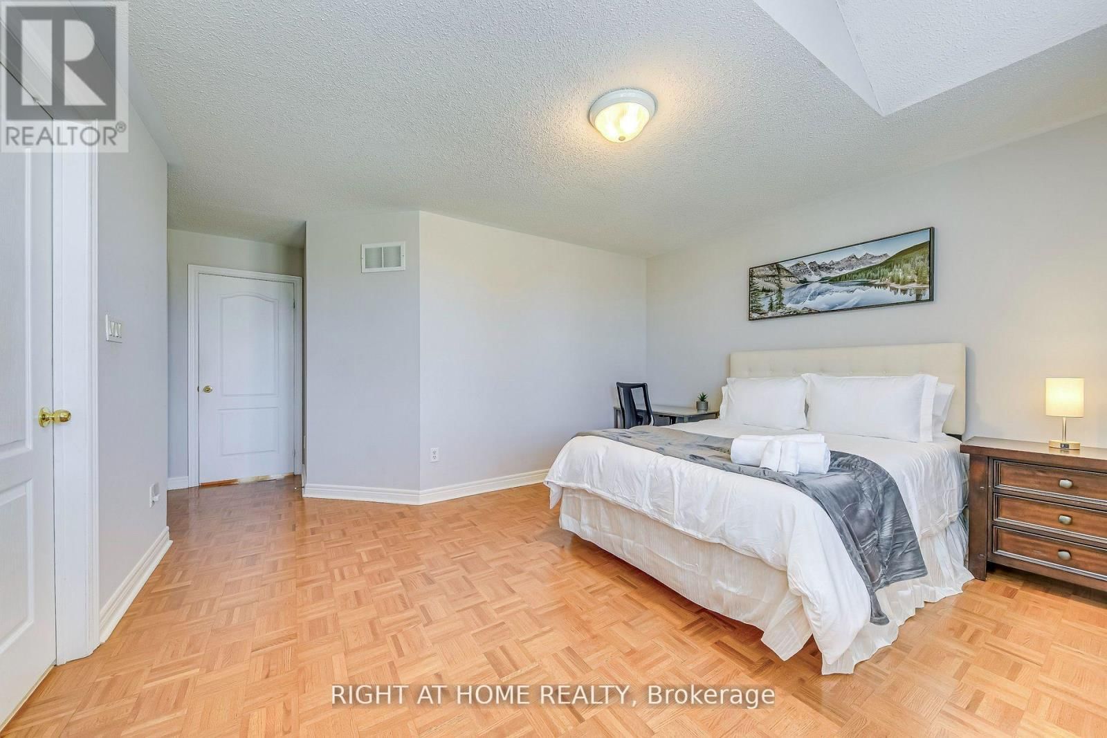 814 BRASS WINDS PLACE Image 18