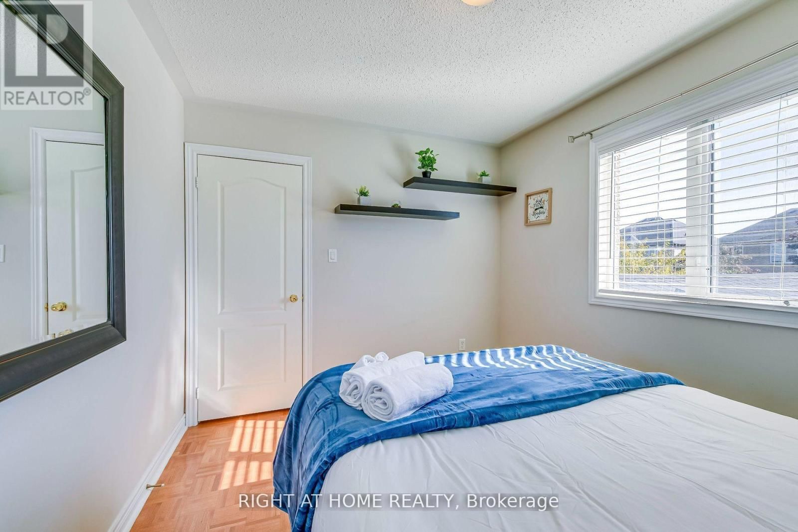 814 BRASS WINDS PLACE Image 23