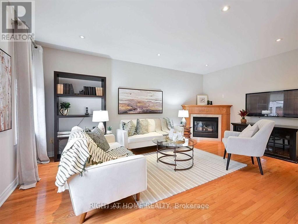 814 BRASS WINDS PLACE Image 29