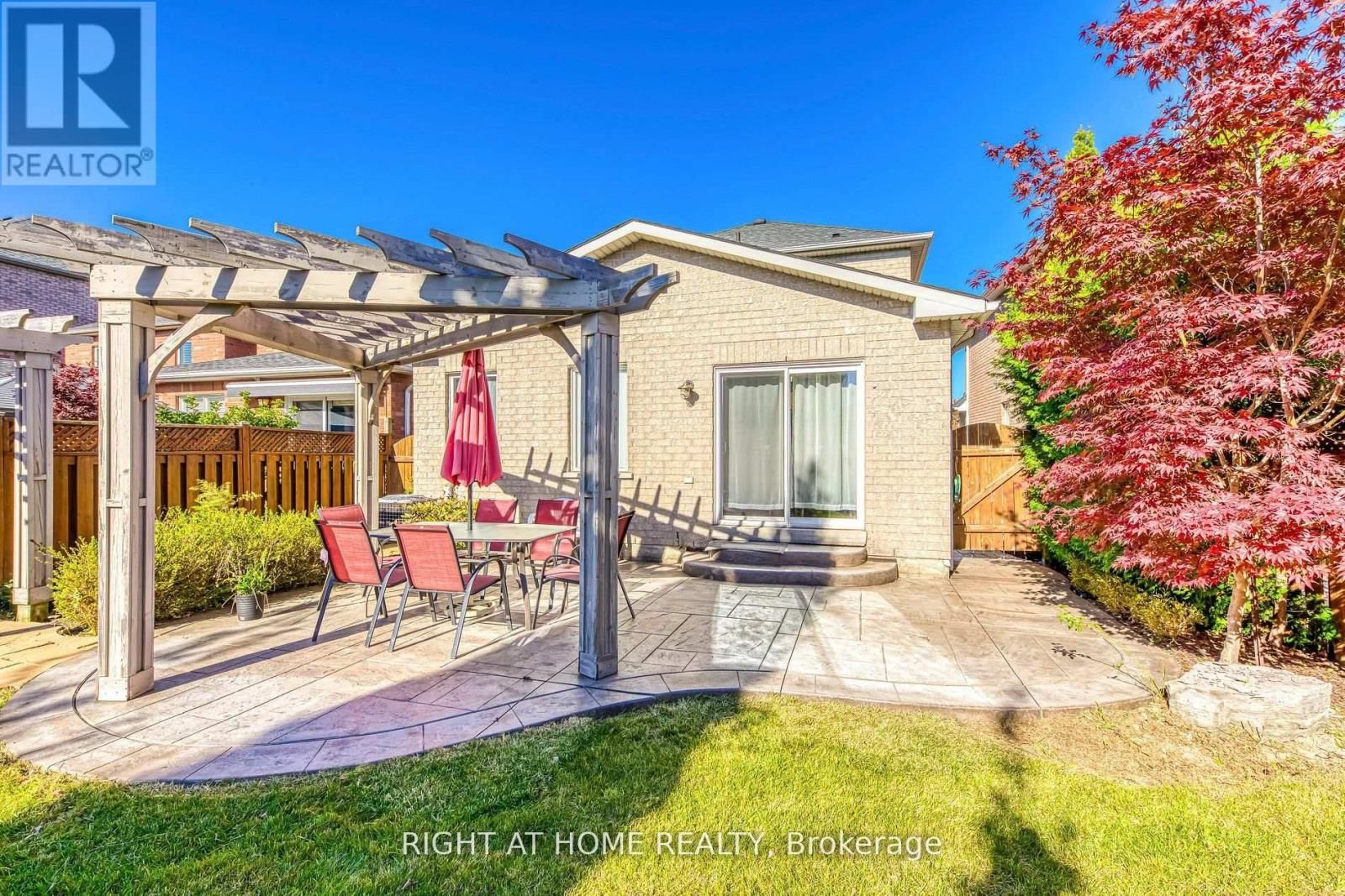 814 BRASS WINDS PLACE Image 34