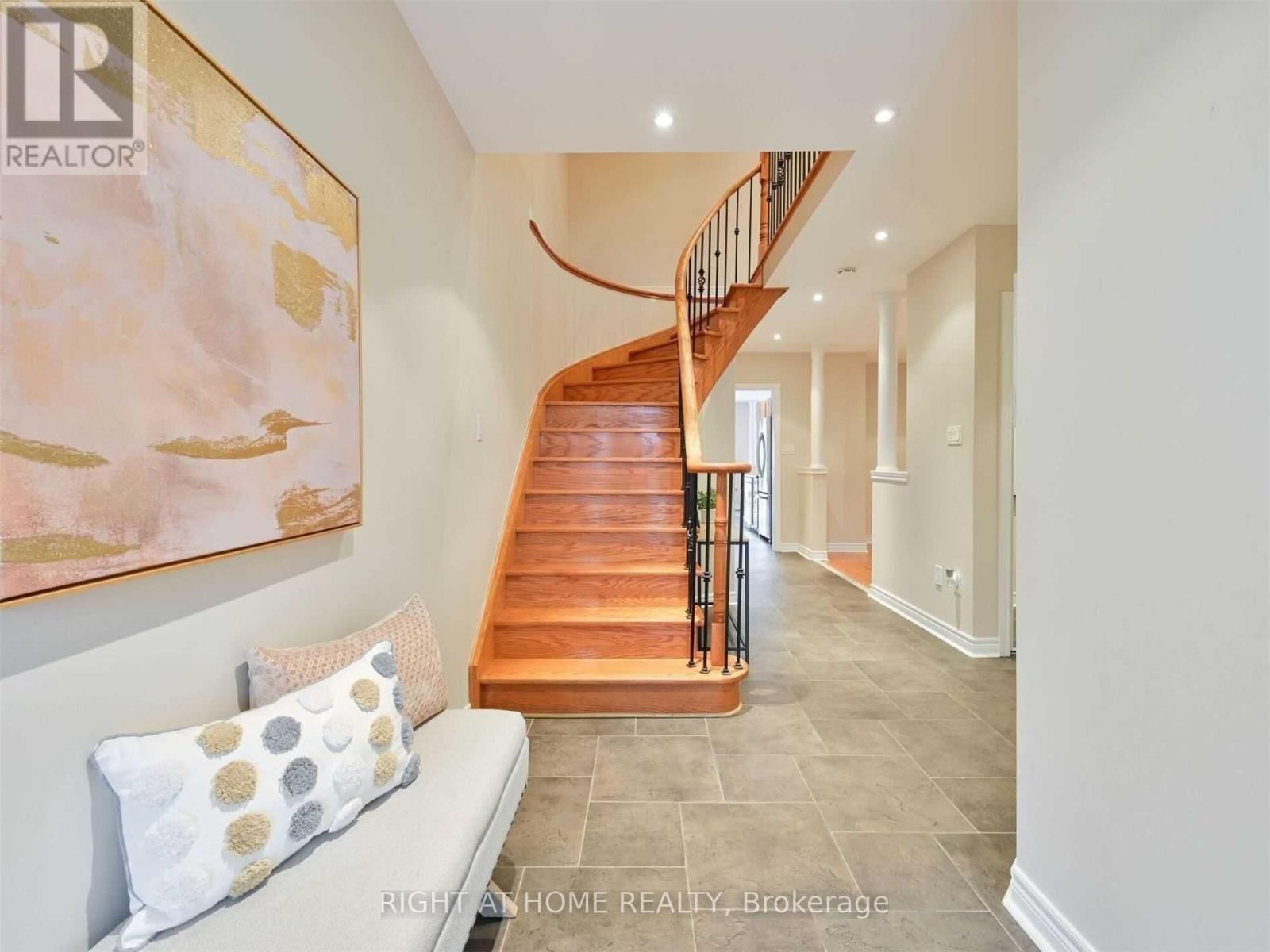 814 BRASS WINDS PLACE Image 8