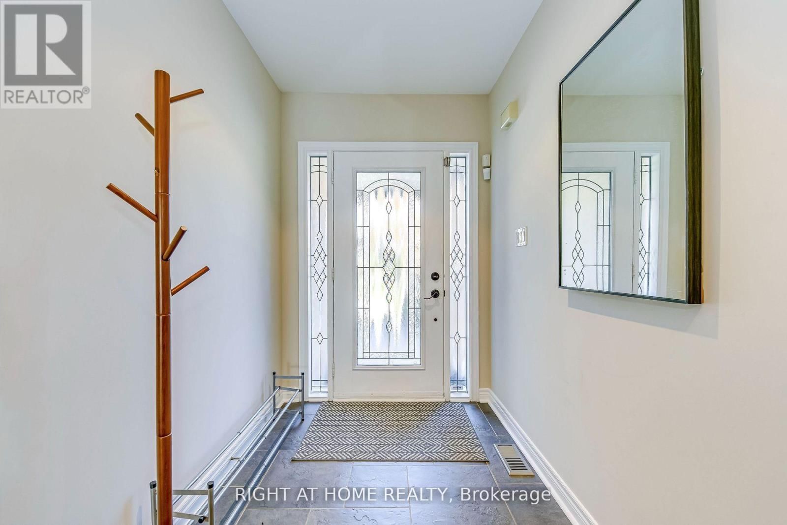 814 BRASS WINDS PLACE Image 9