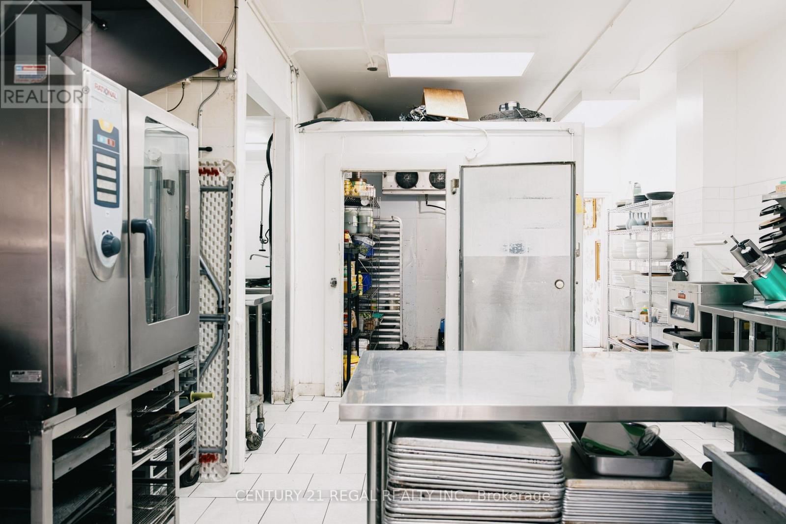 109 JEFFERSON AVENUE Image 18