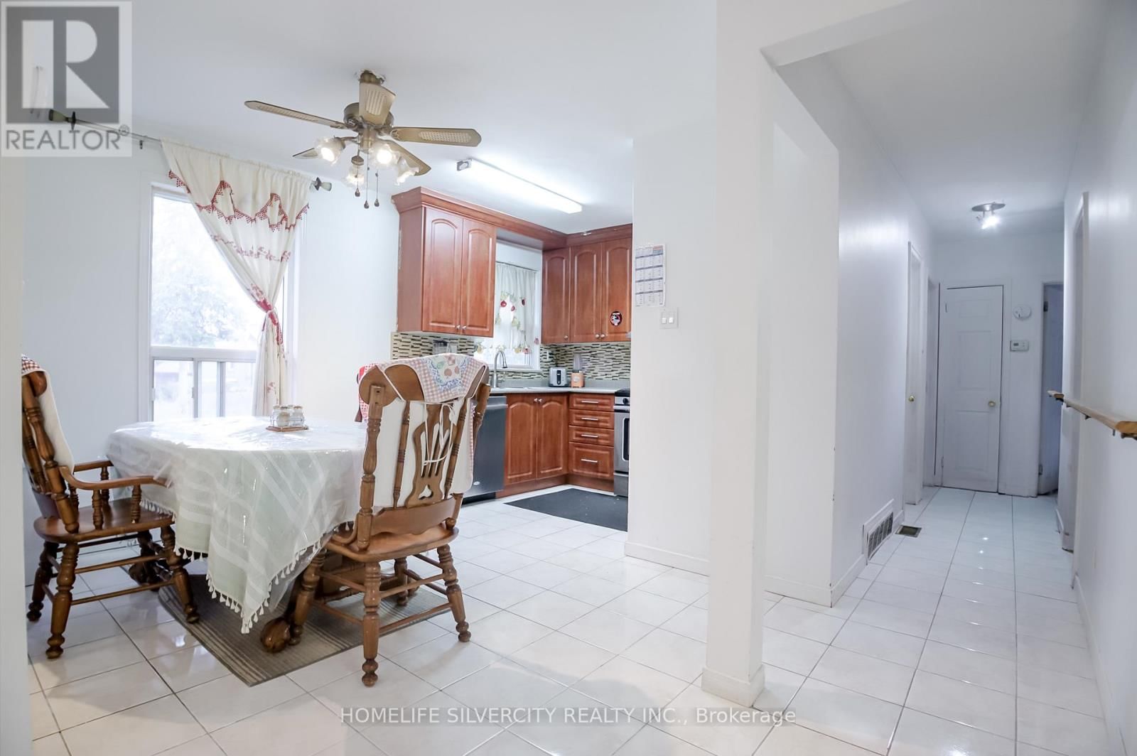 10 COPPERMILL DRIVE Image 13