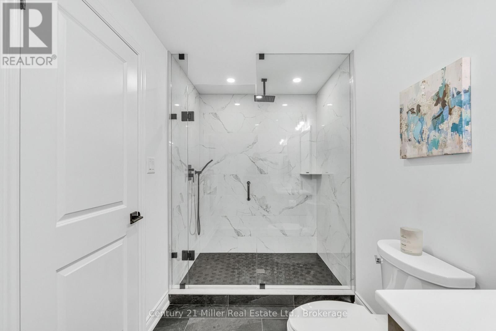 202 INNVILLE CRESCENT Image 39