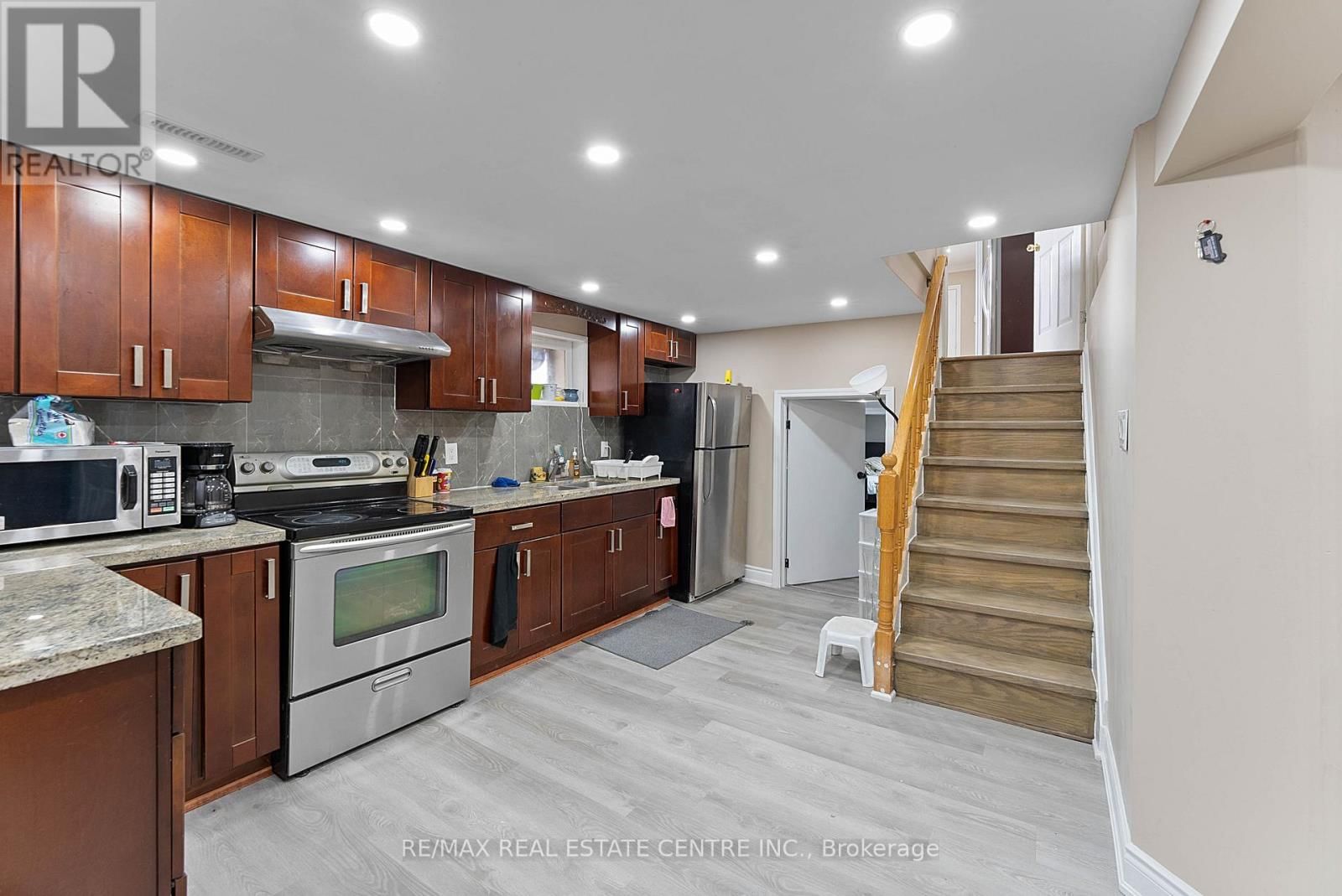 62 FLAMINGO CRESCENT Image 31