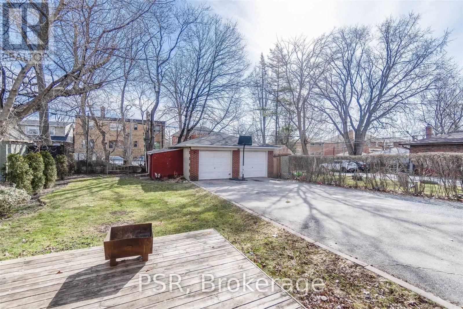 Main - 35 TWENTY FOURTH STREET Image 17