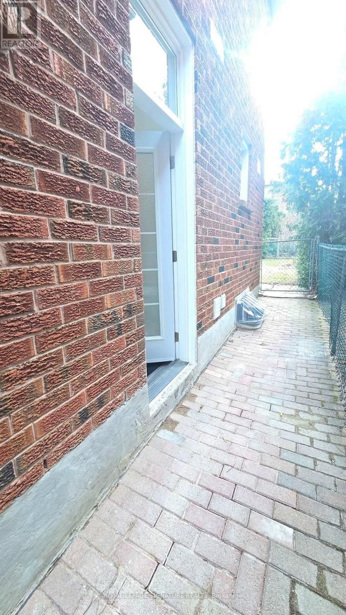 Basement 2 - 3137 SUNNYHILL DRIVE Image 9