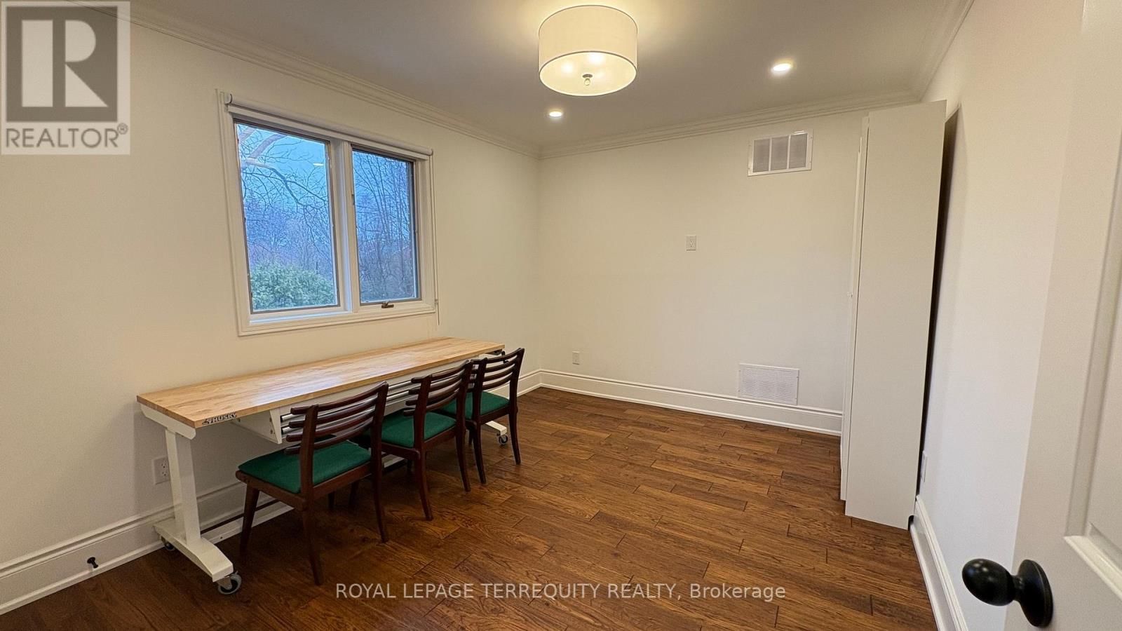 1841 SHERWOOD FORREST CIRCLE Image 31